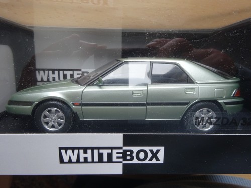 Mazda 323f lichtgrün - 323f,